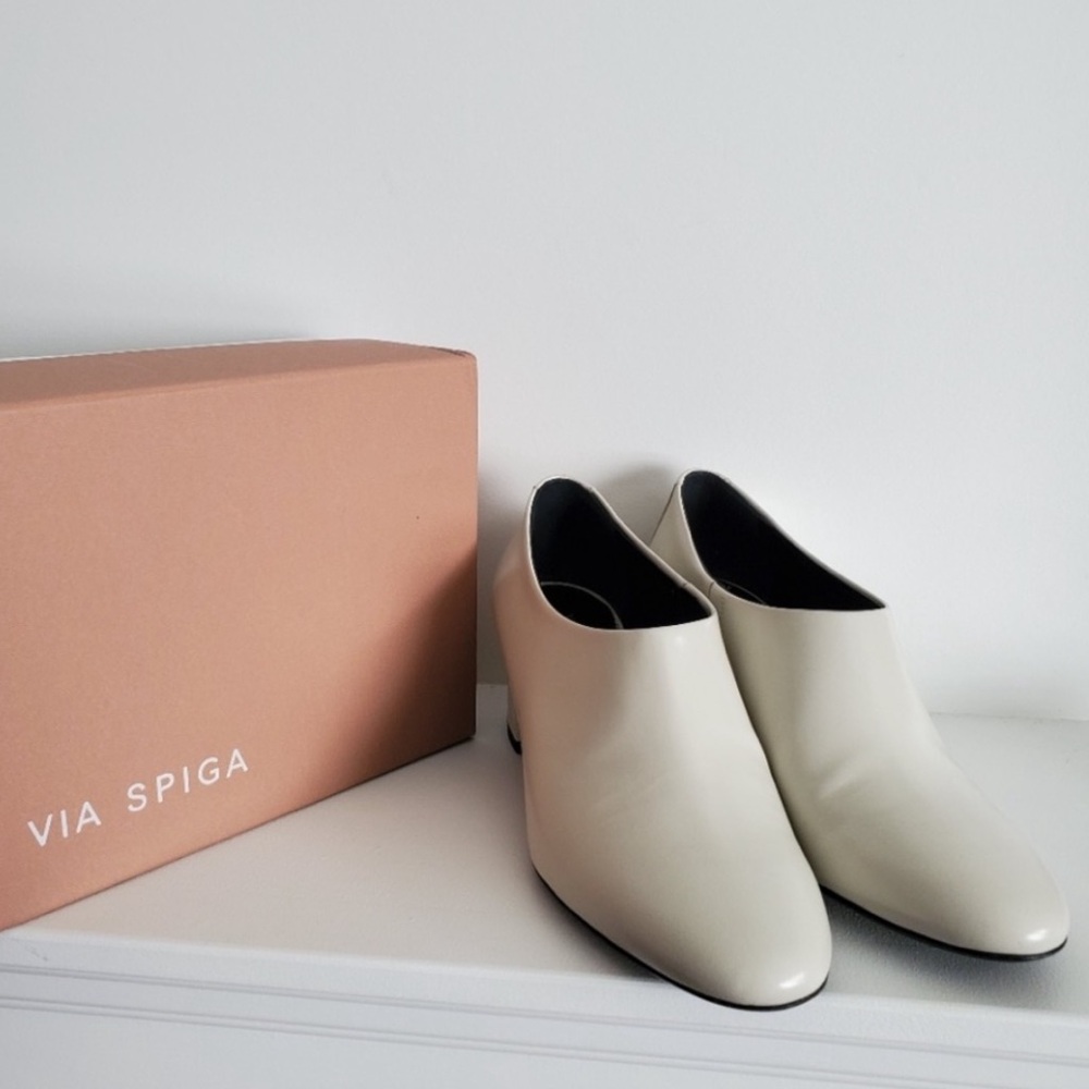 Via Spiga Women's White Off Shoes